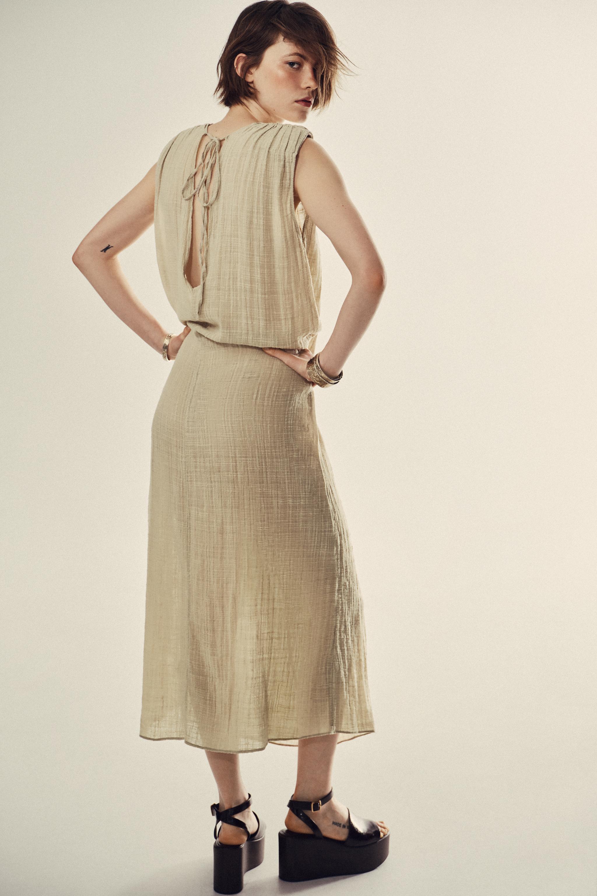 WRINKLED EFFECT GAUZE MIDI DRESS